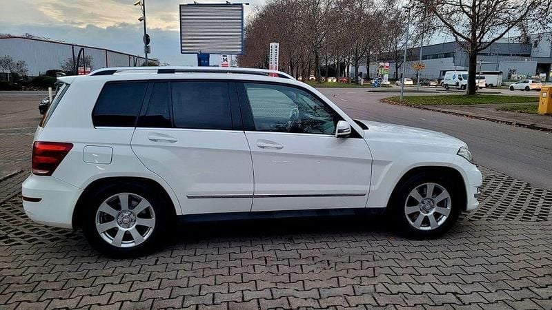 Gebraucht Mercedes GLK200 143 PS (105 kW) 2013 Weiß SUV