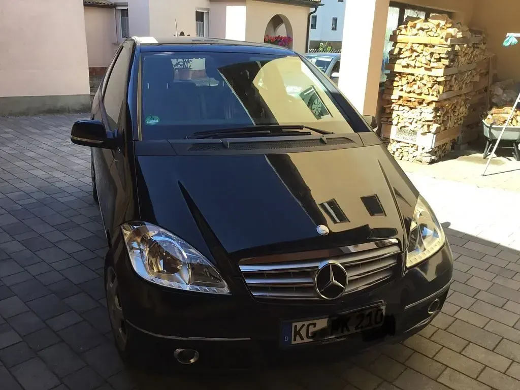 Gebraucht Mercedes A160 95 PS (69 kW) 2009 Schwarz Limousine