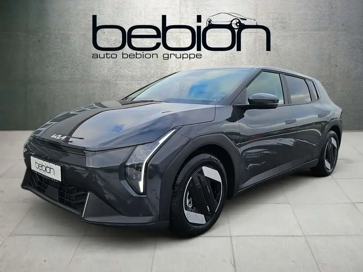 Neu Kia EV4 Earth 150 kW (204 PS) 2026 Grau SUV