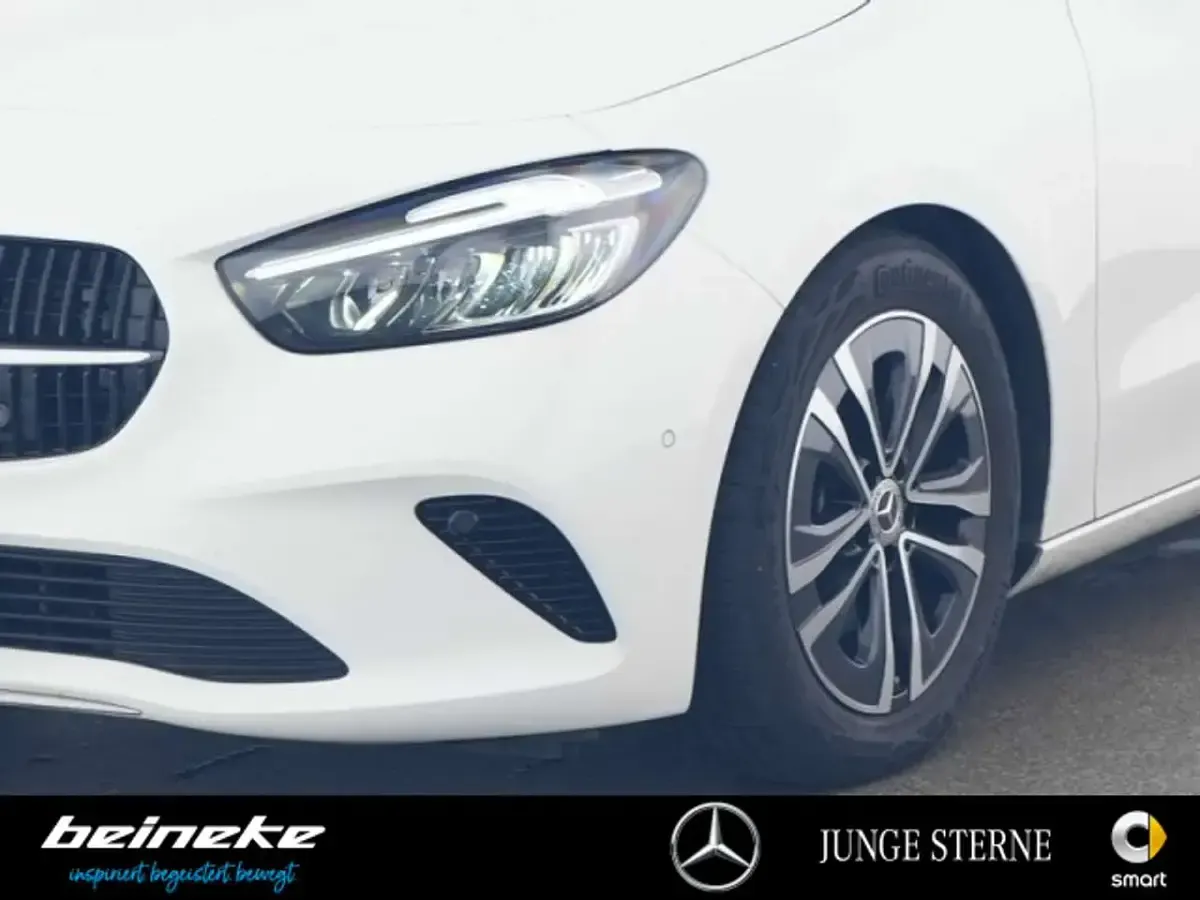 Gebraucht Mercedes B200 Progressive 163 PS (119 kW) 2024 Unilack polarweiß Kleinwagen