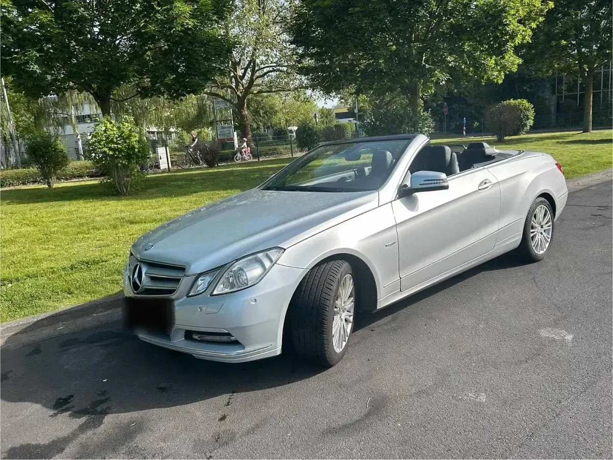 Gebraucht Mercedes E250 204 PS (150 kW) 2012 Grau Cabrio
