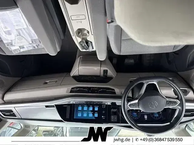 Gebraucht VW Multivan Life 136 PS (100 kW) 2022 Grau Van / Kleinbus