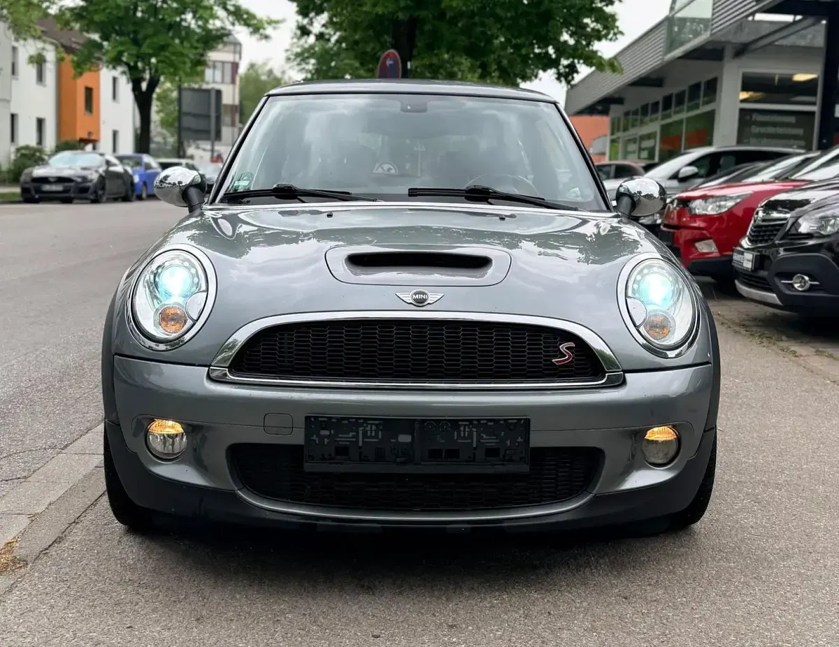 Käytetty Mini Cooper S Coupé 174 HP (127 kW) 2009 Harmaa Coupe - kaksiovinen