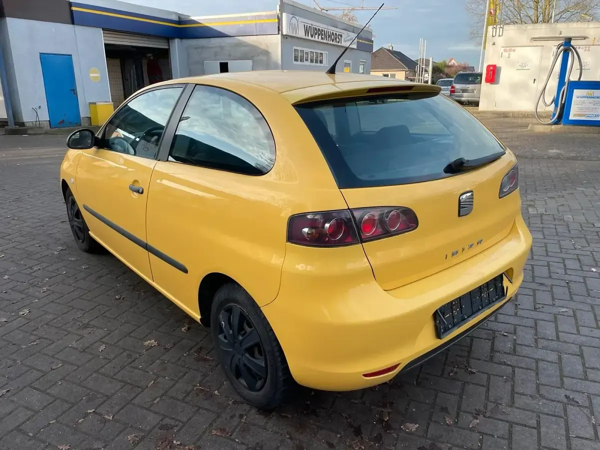 Gebraucht Seat Ibiza 69 PS (50 kW) 2008 Gelb Kleinwagen