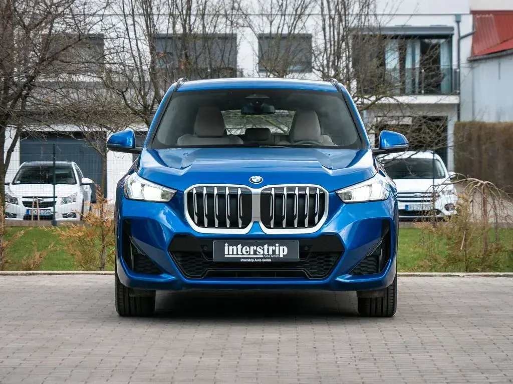 Gebraucht BMW X1 M Sport 163 PS (119 kW) 2025 Blau SUV