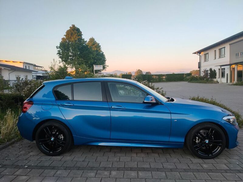 Blau Gebraucht 2019 BMW 118 M Sport Kleinwagen | 19.000 € (Superpreis) - Bild 1/4