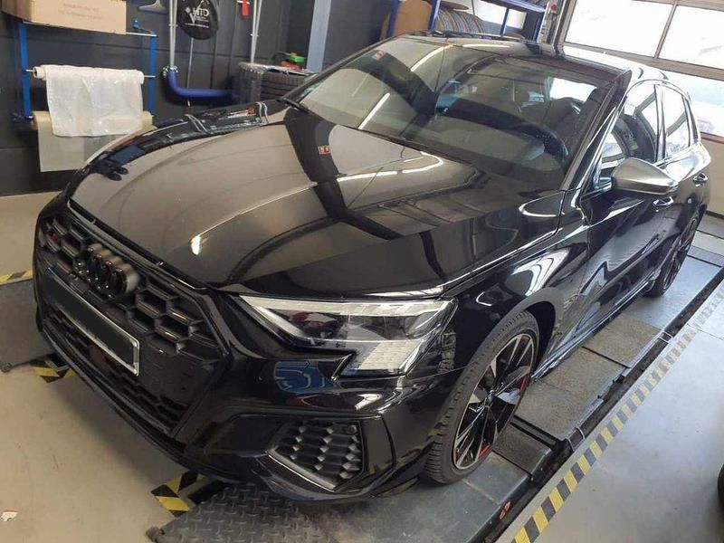 Gebraucht Audi S3 Ambiente 310 PS (228 kW) 2022 Mythosschwarz metallic Limousine