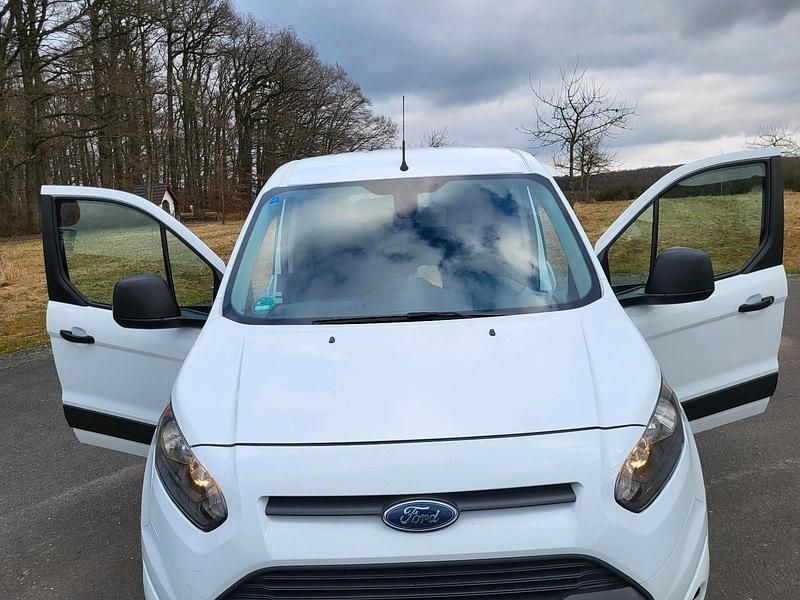 Weiß Gebraucht 2017 Ford Transit Van / Kleinbus | 13.900 € (Teuer) - Bild 1/4
