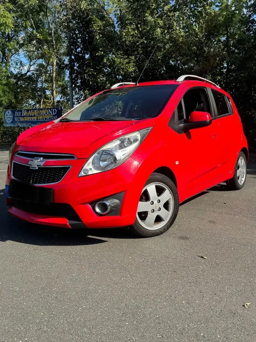 Gebraucht Chevrolet Spark 81 PS (59 kW) 2012 Kleinwagen