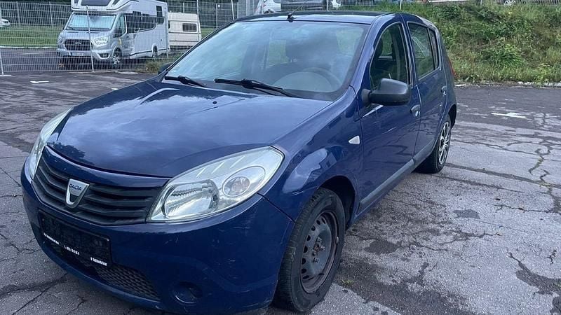 Blau Gebraucht 2009 Dacia Sandero Ambiance Kleinwagen | 599 € (Superpreis) - Bild 1/4
