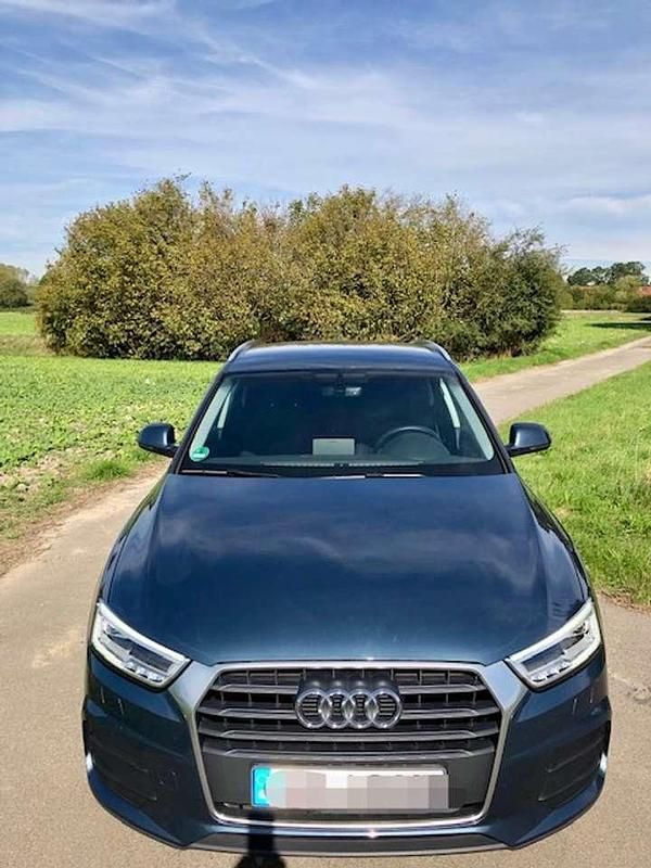 Gebraucht Audi Q3 Advanced 150 PS (110 kW) 2016 Blau SUV
