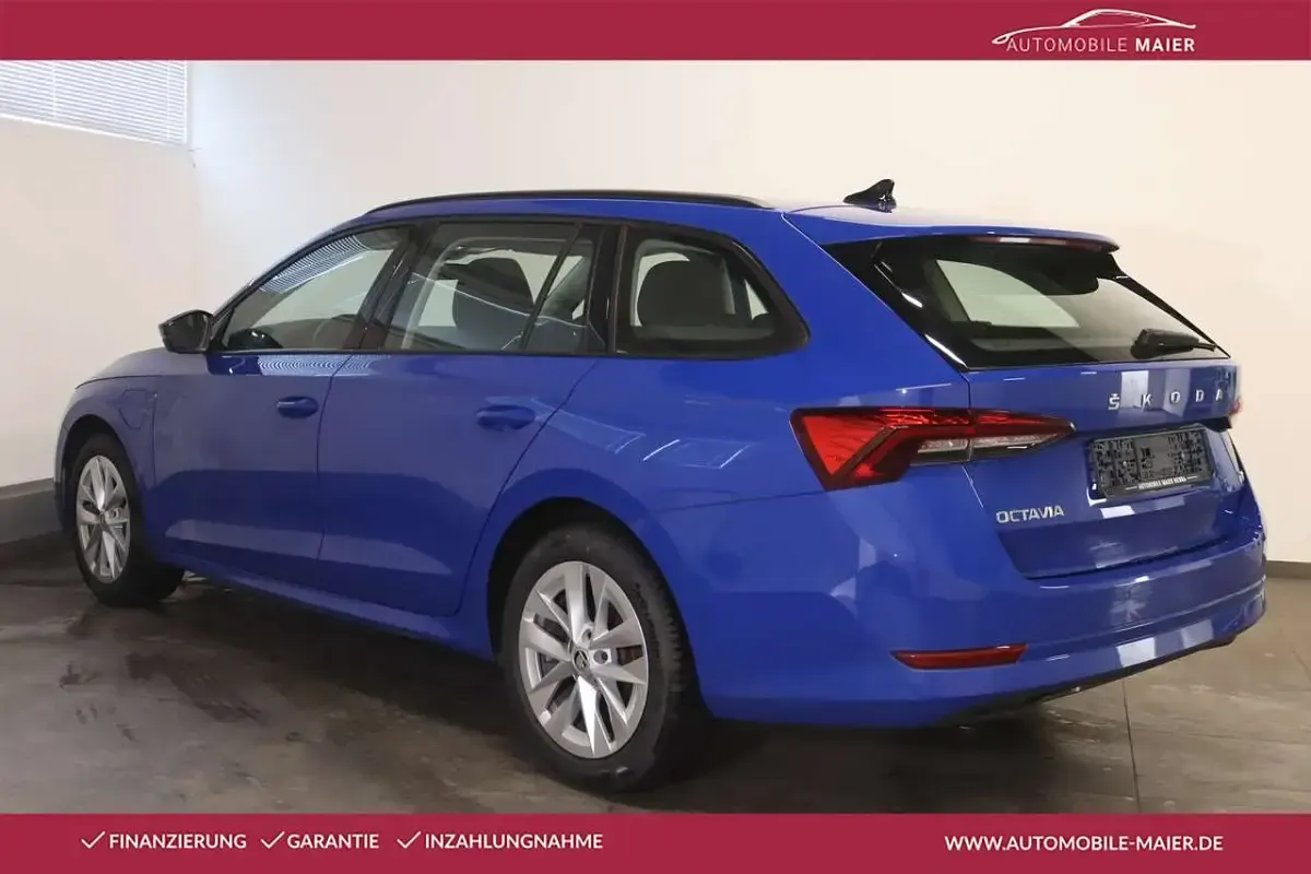 Gebraucht Skoda Octavia Ambition 204 PS (150 kW) 2023 Energyblau Kombi