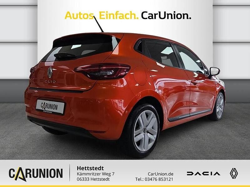 Gebraucht Renault Clio V Zen 91 PS (66 kW) 2022 Valenciaorange metallic Limousine