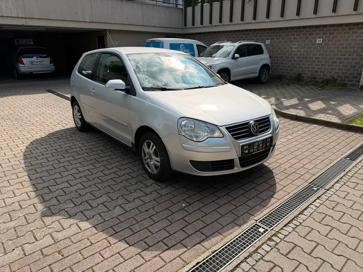 Gebraucht VW Polo 60 PS (44 kW) 2007 Grau Kleinwagen