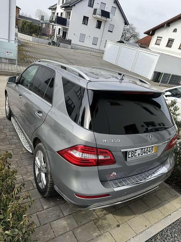 Gebraucht Mercedes ML350 258 PS (189 kW) 2014 SUV