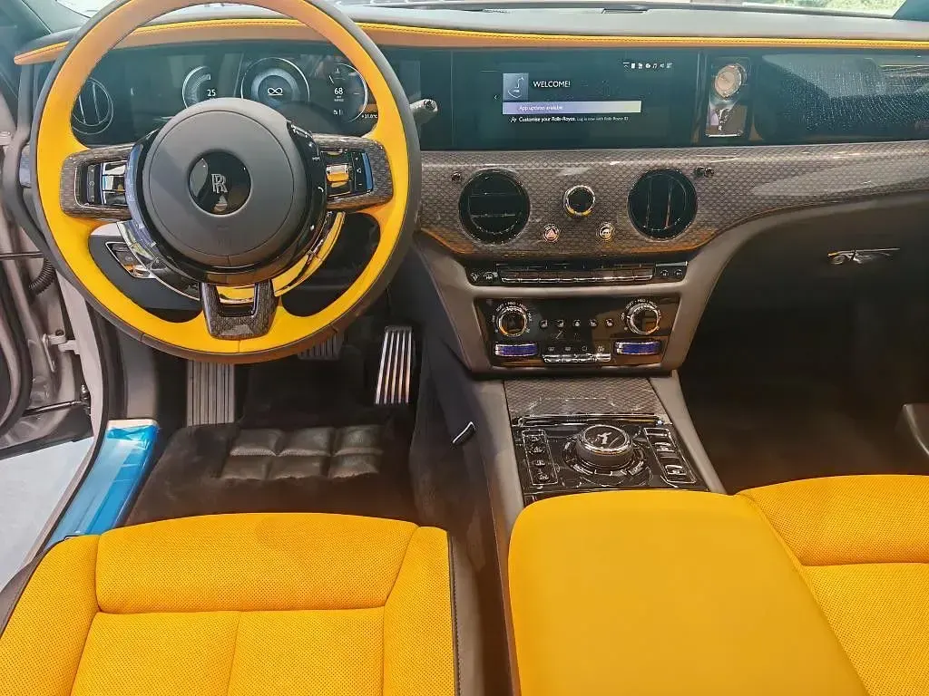Neu Rolls Royce Ghost 544 PS (400 kW) 2026 Grau Limousine