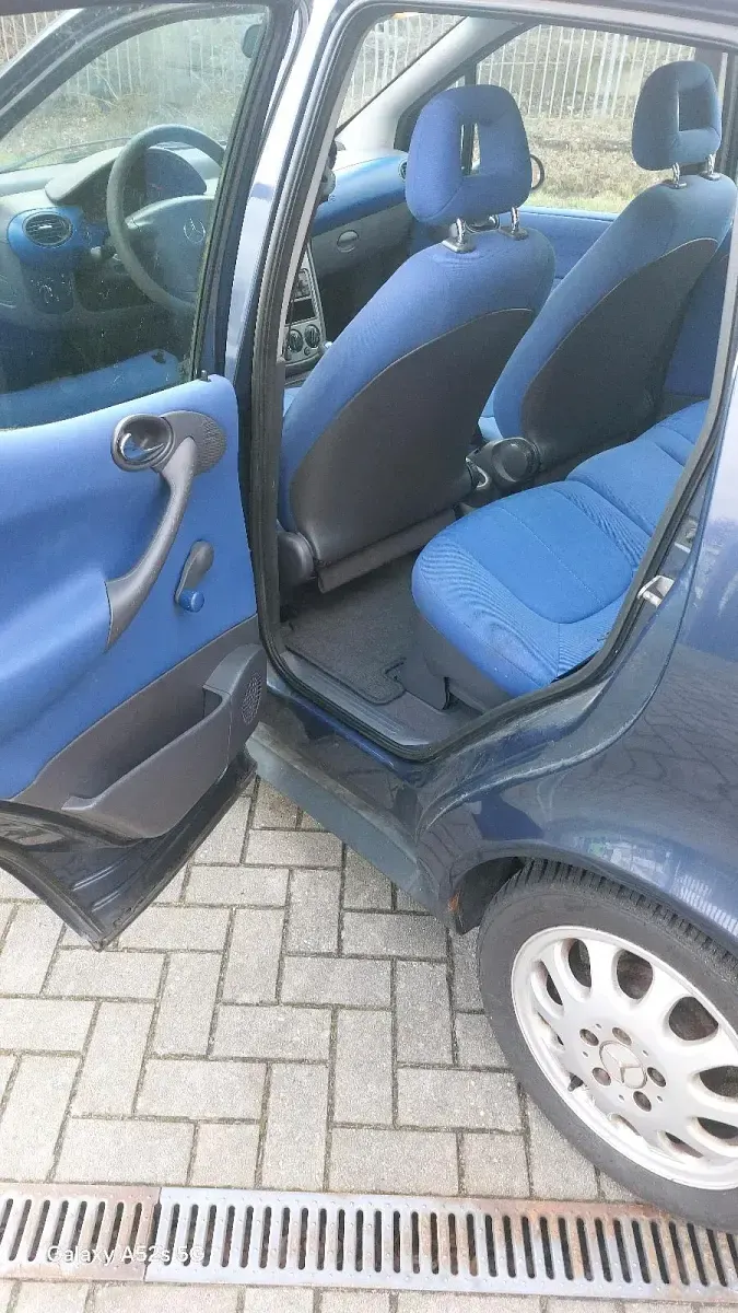 Używany Mercedes A170 95 KM (69 kW) 2003 Niebieski Hatchback
