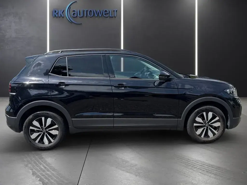 Gebraucht VW T-Cross Move 110 PS (80 kW) 2023 Deep black perleffekt SUV