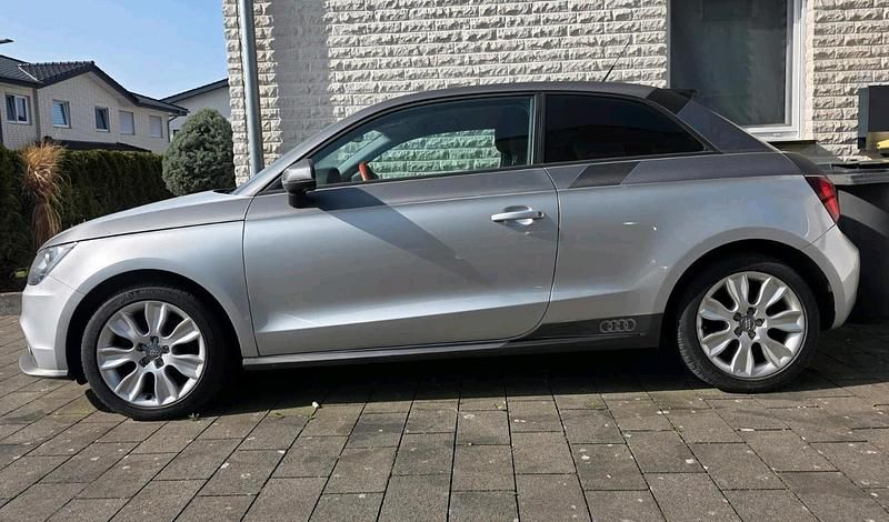 Gebraucht Audi A1 120 PS (88 kW) 2010 Silber Kleinwagen