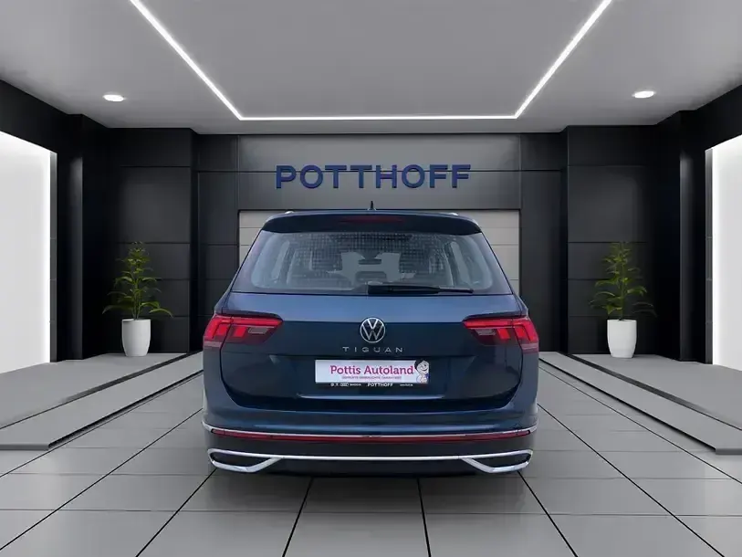 Gebraucht VW Tiguan Elegance 150 PS (110 kW) 2022 Blau SUV