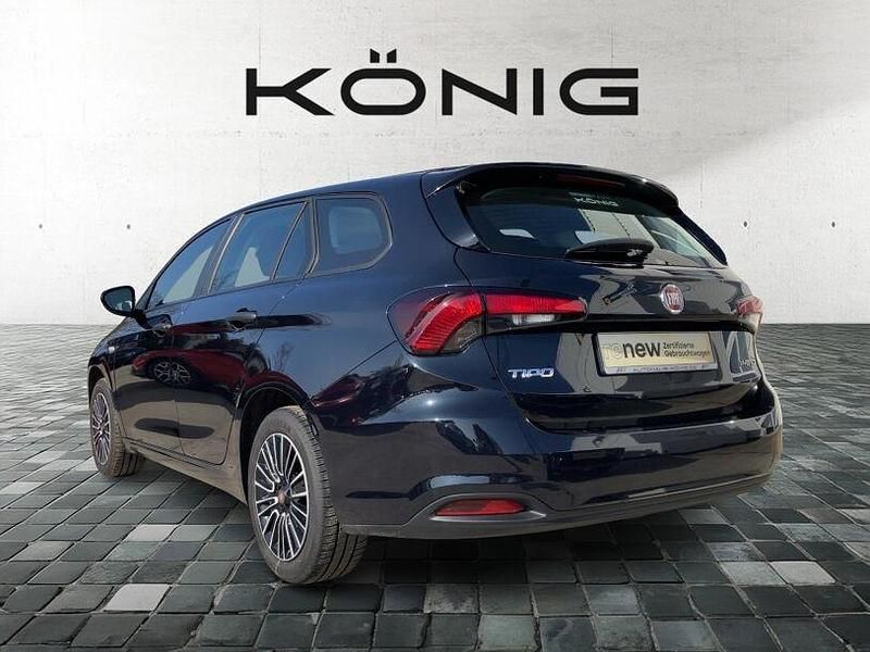 Gebraucht Fiat Tipo Cross 131 PS (96 kW) 2023 New nero Limousine