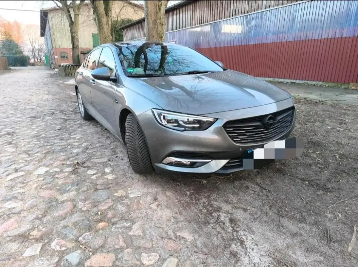 Gebraucht Opel Insignia 165 PS (121 kW) 2018 Limousine