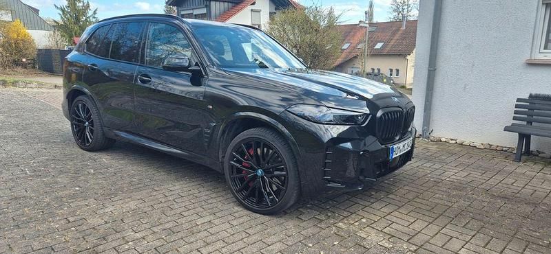 Gebraucht BMW X5 Performance 489 PS (359 kW) 2023 Schwarz SUV