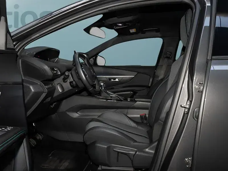 Gebraucht Peugeot 3008 131 PS (96 kW) 2024 Grau SUV