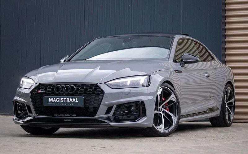 Gebraucht Audi RS5 Sport 450 PS (330 kW) 2017 Grau Coupé