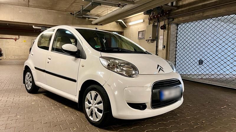 Gebraucht Citroën C1 60 PS (44 kW) 2010 Weiß Kleinwagen
