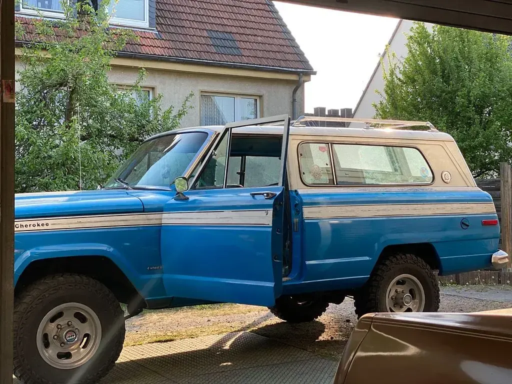 Gebraucht Jeep Cherokee 163 PS (119 kW) 1978 Blau SUV