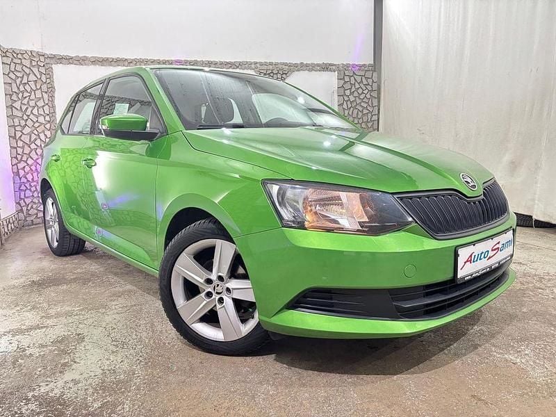 Grün Gebraucht 2017 Skoda Fabia Cool Edition Limousine | 7.471 € (Guter Preis) - Bild 1/4