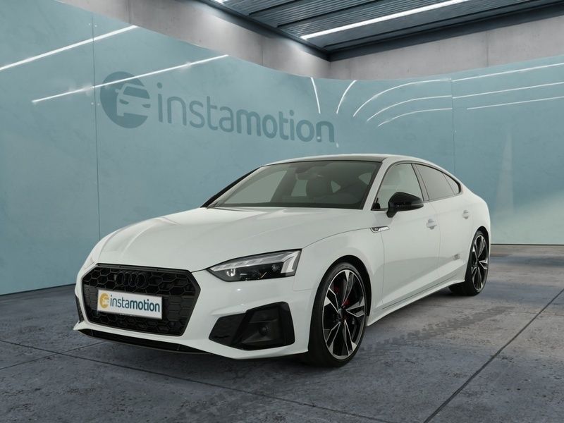 Weiß Gebraucht 2022 Audi A5 Sportback Competition Limousine | 38.090 € (Guter Preis) - Bild 1/3