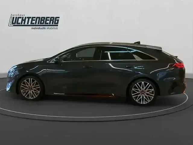 Gebraucht Kia ProCeed GT 204 PS (150 kW) 2024 Grau Kombi