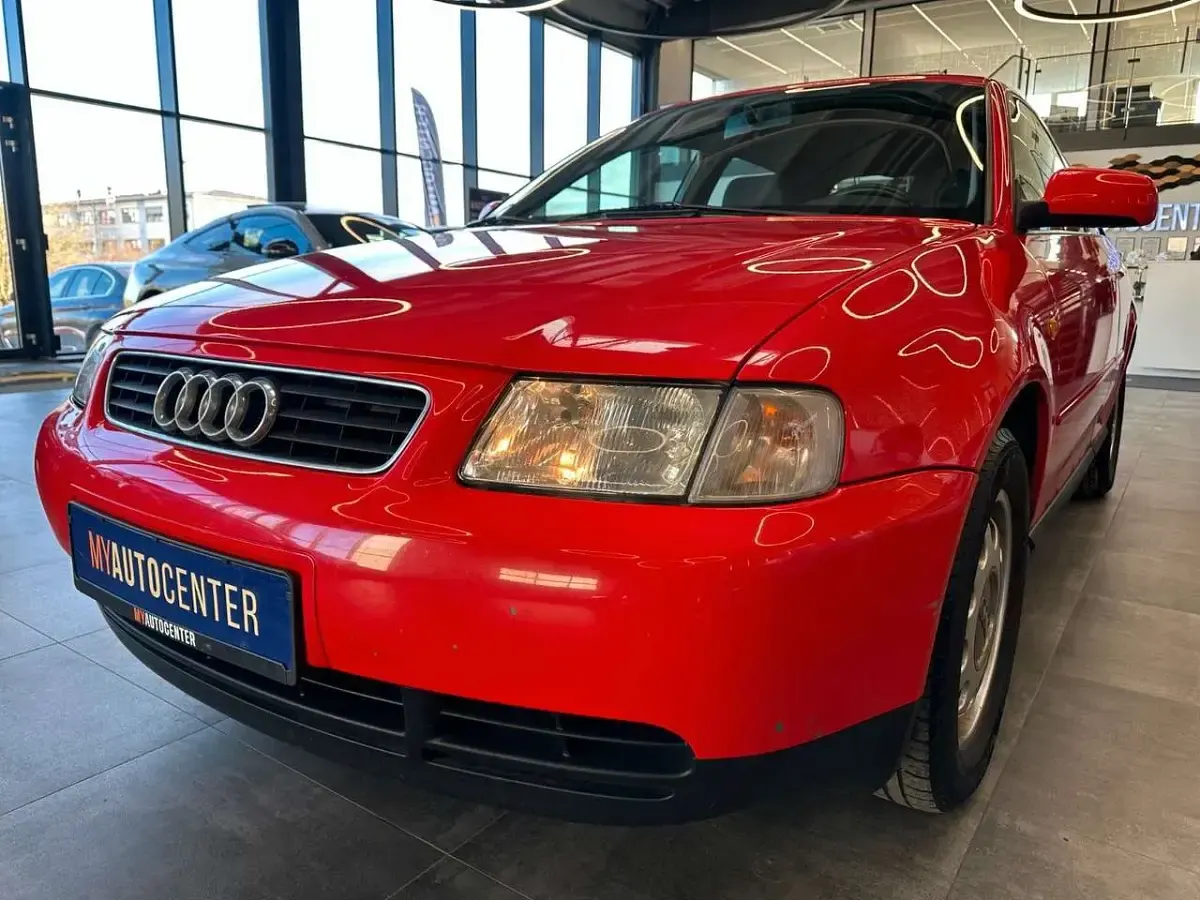 Używany Audi A3 101 KM (74 kW) 1997 Czerwony Hatchback