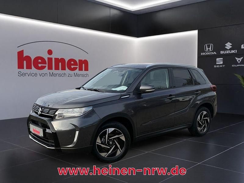 Gebraucht Suzuki Vitara Comfort+ 116 PS (85 kW) 2024 Grau SUV