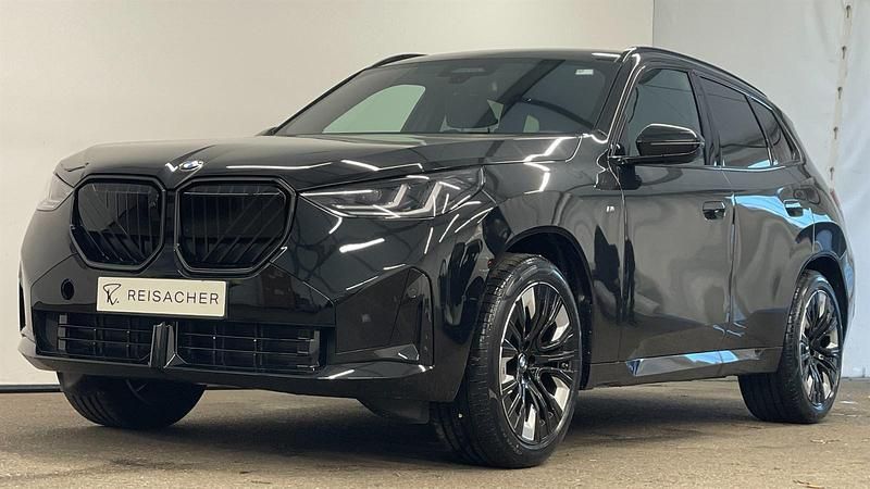 Saphirschwarz metallic Neu 2025 BMW X3 Basis SUV | 81.635 € - Bild 1/4
