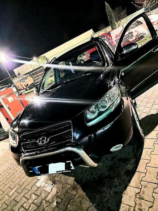 Schwarz Gebraucht 2009 Hyundai Santa Fe SUV | 4.300 € (Fairer Preis) - Bild 1/4