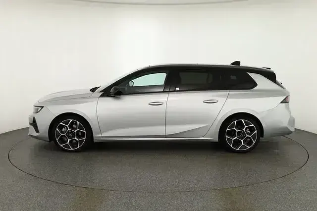 Gebraucht Opel Astra 131 PS (96 kW) 2025 Grau Kleinwagen