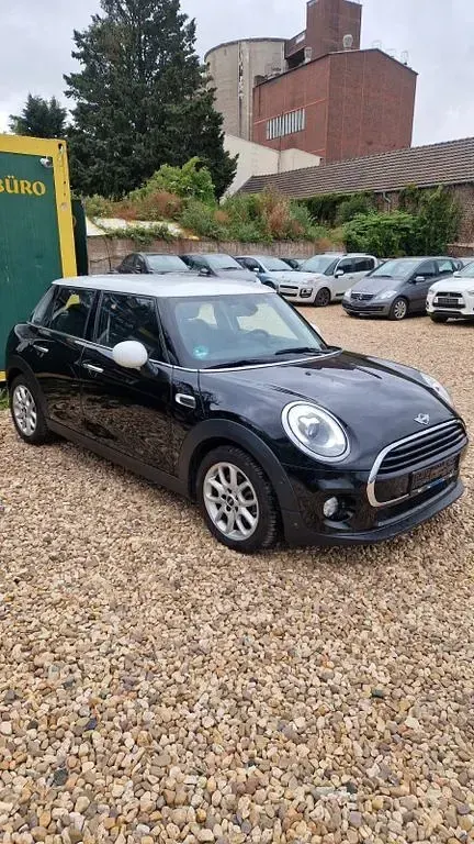 Gebraucht Mini Cooper 136 PS (100 kW) 2018 Schwarz Kleinwagen