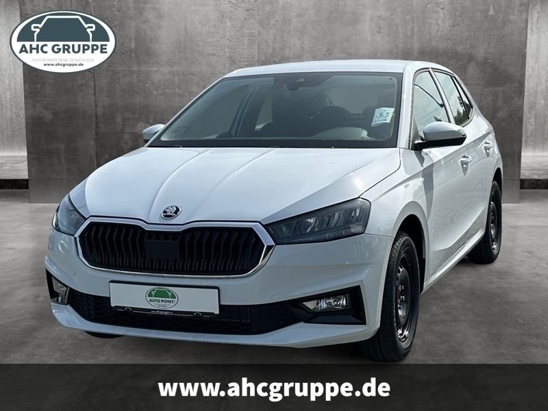 Weiss Neu 2025 Skoda Fabia Essence Kleinwagen | 17.995 € (Fairer Preis) - Bild 1/4