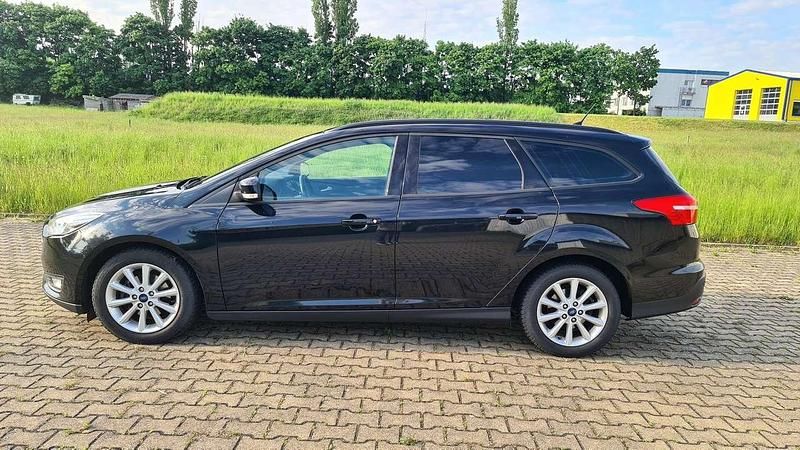 Gebraucht 2015 Ford Focus Titanium Kombi | 6.250 € (Etwas zu teuer) - Bild 1/4