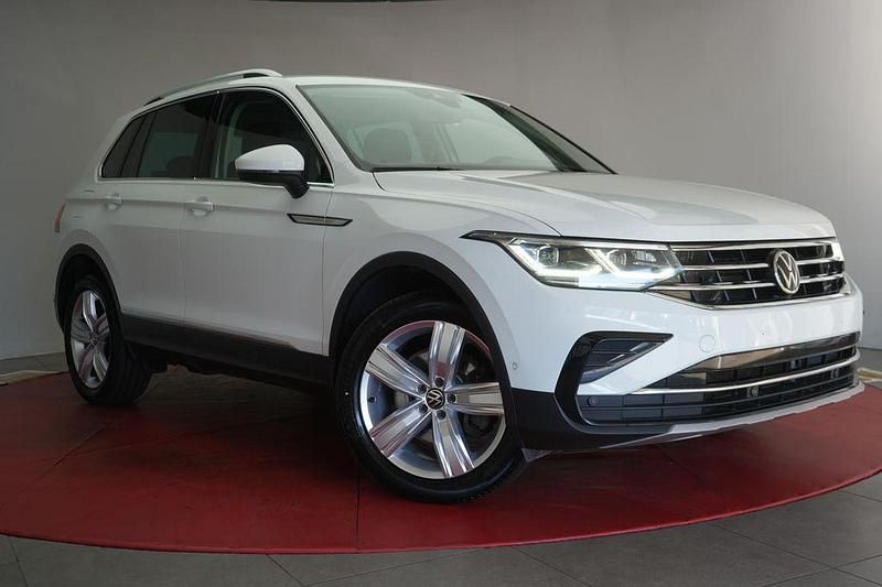 Weiß Gebraucht 2021 VW Tiguan Elegance SUV | 25.490 € (Fairer Preis) - Bild 1/4