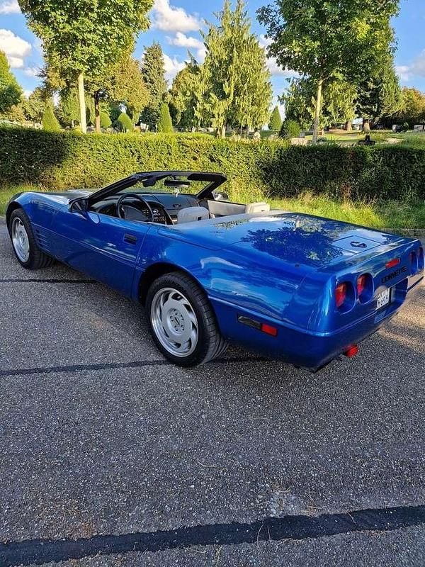 Blau Gebraucht 1992 Corvette C4 | 23.500 € - Bild 1/4