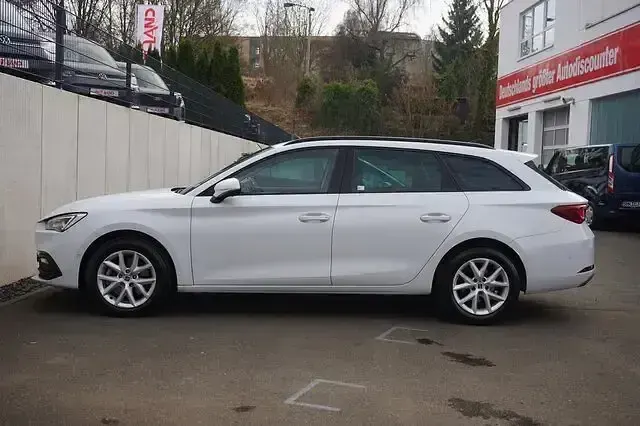 Gebraucht Seat Leon 150 PS (110 kW) 2022 Weiss