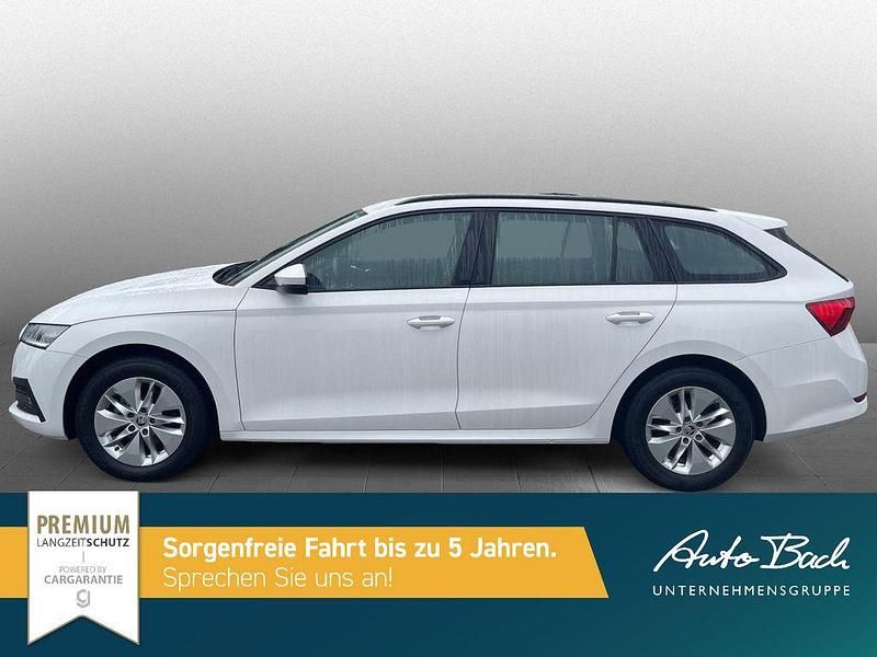 Gebraucht Skoda Octavia Ambition 116 PS (85 kW) 2022 Weiß Kombi
