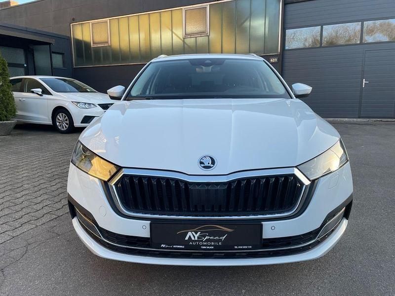 Gebraucht Skoda Octavia Style 116 PS (85 kW) 2021 Weiß Kombi