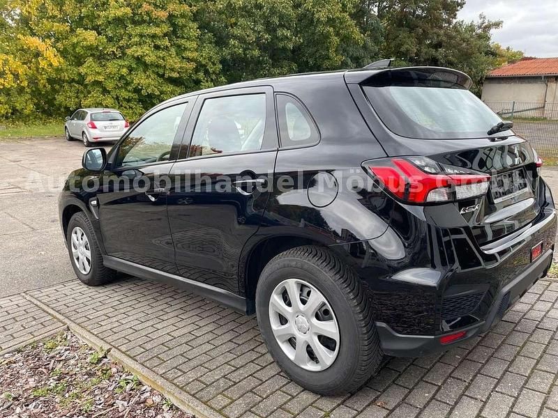 Gebraucht Mitsubishi ASX Basis 150 PS (110 kW) 2020 Schwarz SUV