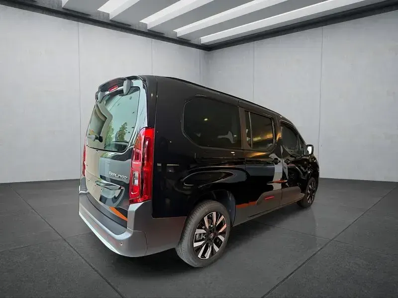 Neu Citroën Berlingo 131 PS (96 kW) 2026 Schwarz Van / Kleinbus