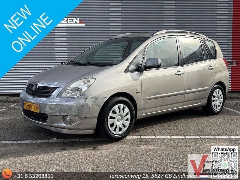 Grau Gebraucht 2004 Toyota Corolla Verso Luna Van / Kleinbus | 2.450 € (Guter Preis) - Bild 1/4